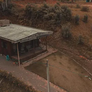  Casa de Férias Cabana Em Meio A Natureza Com Piscina. Brasil